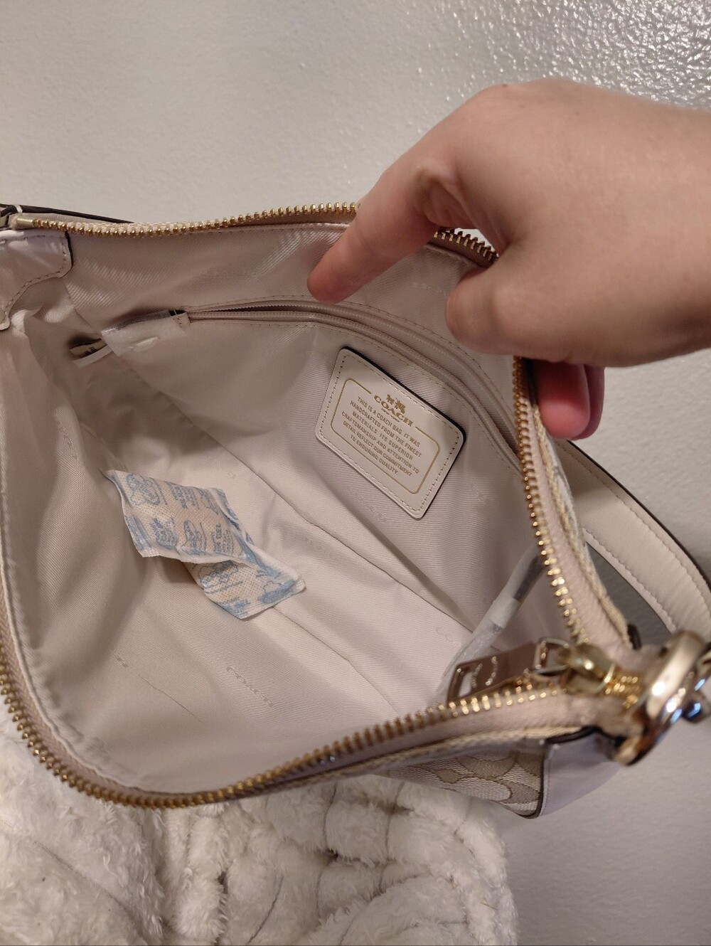 NWOT Coach Chelsea Jacquard Tan And Cream C Pattern Shoulder Bag - Picture 7 of 8